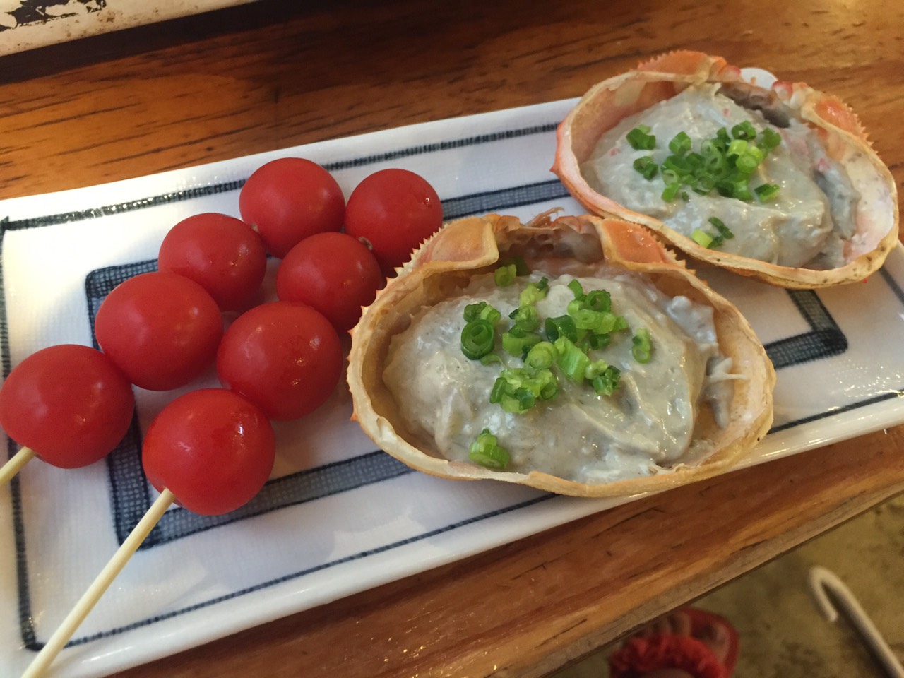 磯丸水産で昼間っからカニ味噌甲羅焼き カニ通販自腹ブログ
